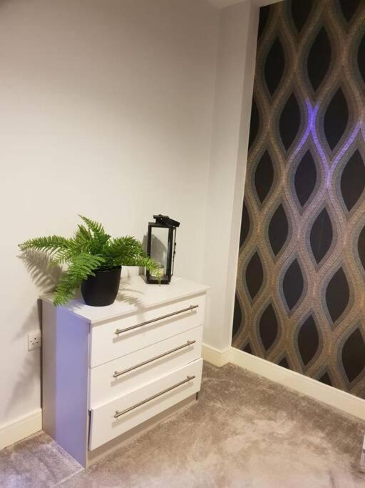 Luxury 9Ine Beautiful Bull Ring Apartment Free Parking Бирмингам Екстериор снимка