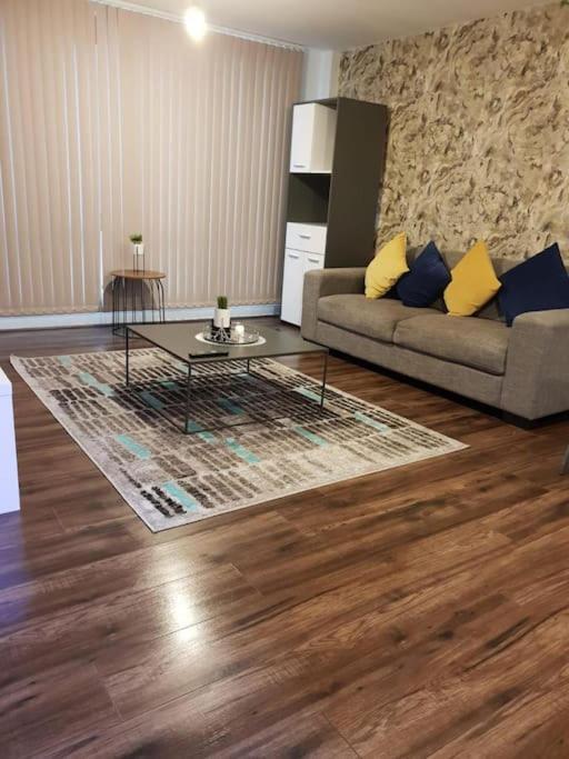 Luxury 9Ine Beautiful Bull Ring Apartment Free Parking Бирмингам Екстериор снимка